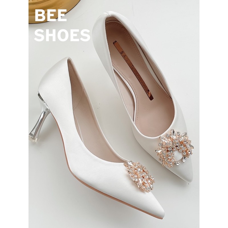 BEESHOES - GIÀY CAO GÓT NỮ MŨI NHỌN ĐÁ TRÒN - GIÀY CAO GÓT NỮ MŨI NHỌN GÓT NHỌN CAO 7 PHÂN SẴN MÀU ĐEN - TRẮNG 201160