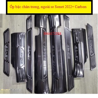 Ốp bậc cửa , nẹp bước chân trong, ngoài Carbon xe Kia SONET 2022+ Hàng CACBON cao cấp