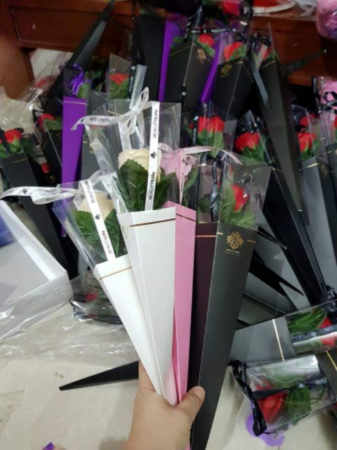 10 hộp 1 bông có in logo đẹp | BigBuy360 - bigbuy360.vn