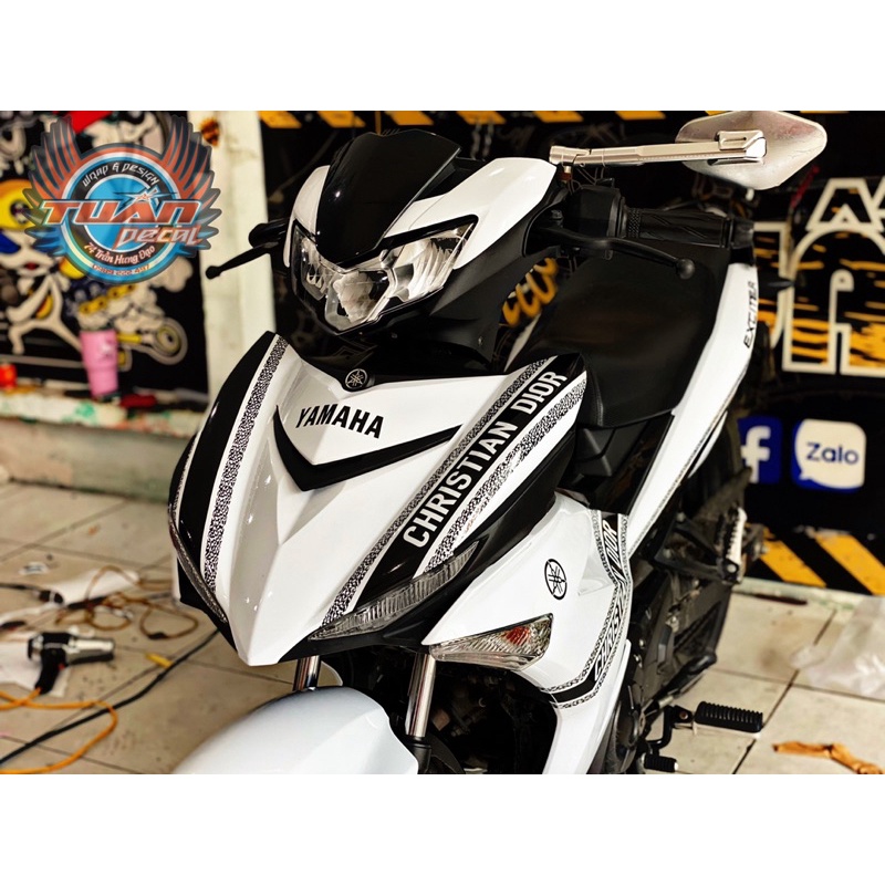Tem xe DIOR cho ex150 màu trắng