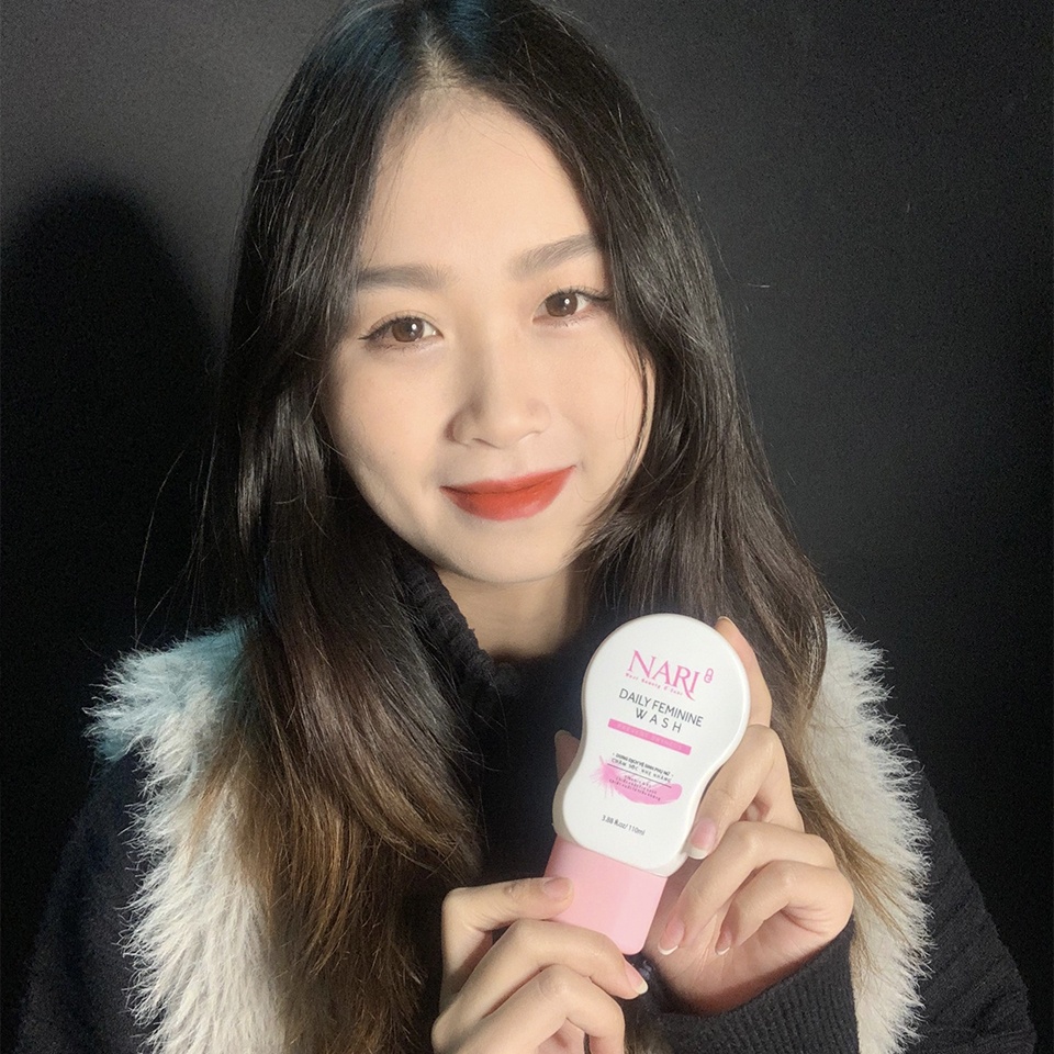 Dung dịch vệ sinh phụ nữ giảm ngứa Nano bạc hà Nari hồng mịn se khít nhẹ nhàng khô thoáng thơm hương cả ngày lọ 110 ml