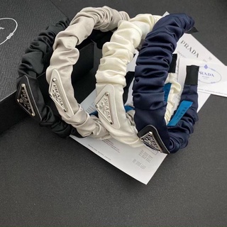Bờm bản to logo prada