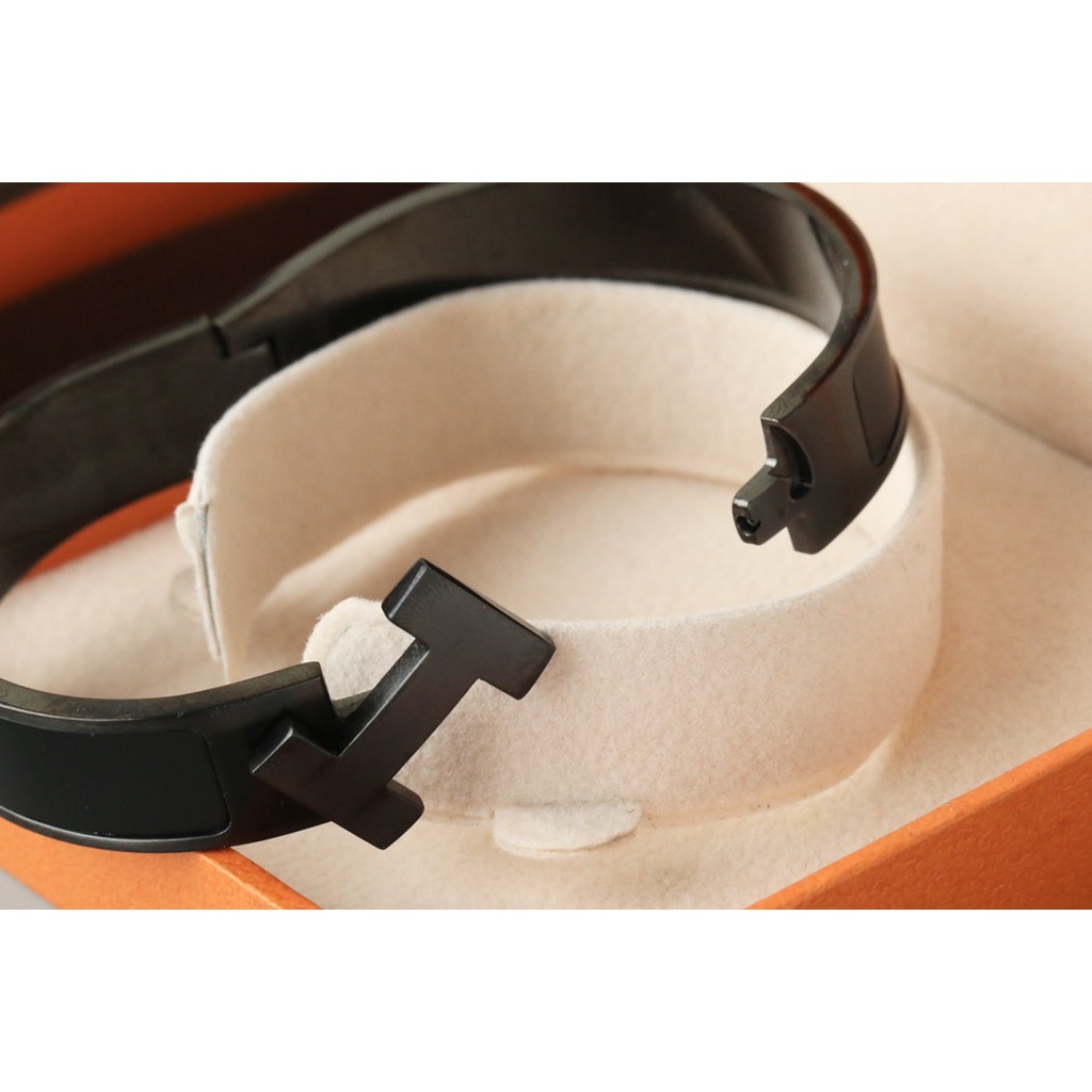 2023 Vòng đeo tay đen mờ H vòng tay nam 17cm