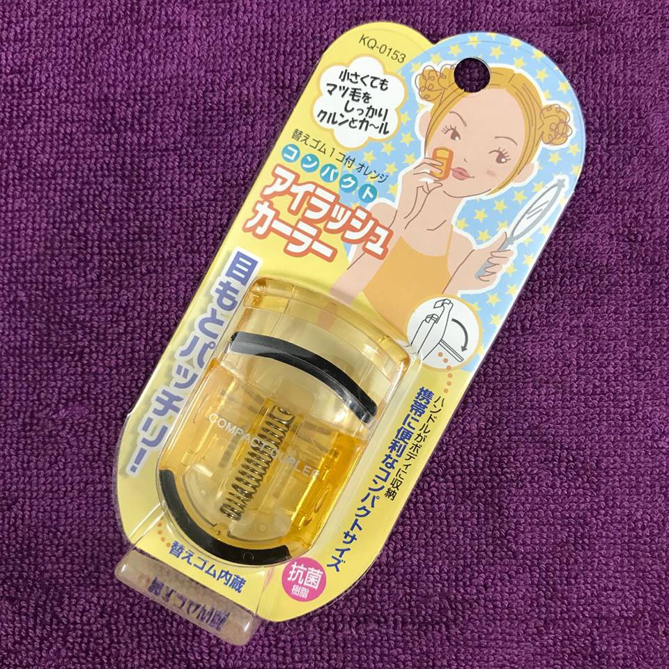 Kết quả hình ảnh cho Uốn mi cong thân nhựa KAI (màu vàng)"