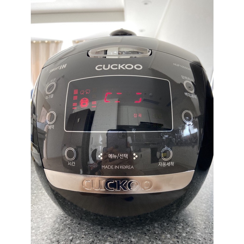 NỒI CƠM ĐIỆN CAO TẦN CUCKOO CRP-HUF105SDB 1.8L. Hàng chính hãng KOREA. Bảo hành 24 tháng