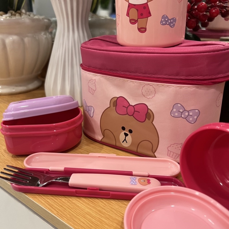 Hộp cơm chính hãng