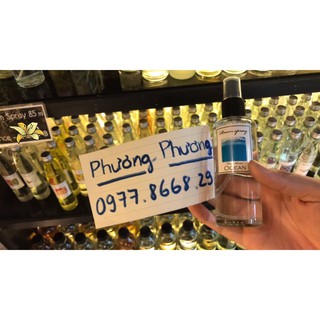 Tinh dầu xịt phòng Thái lan