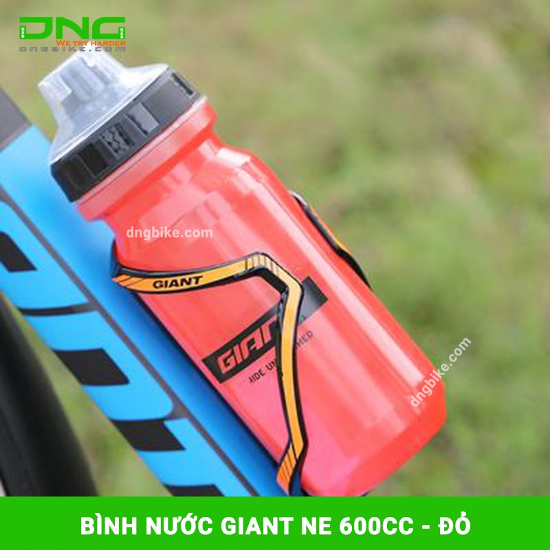 Bình nước xe đạp Giant NE 600CC