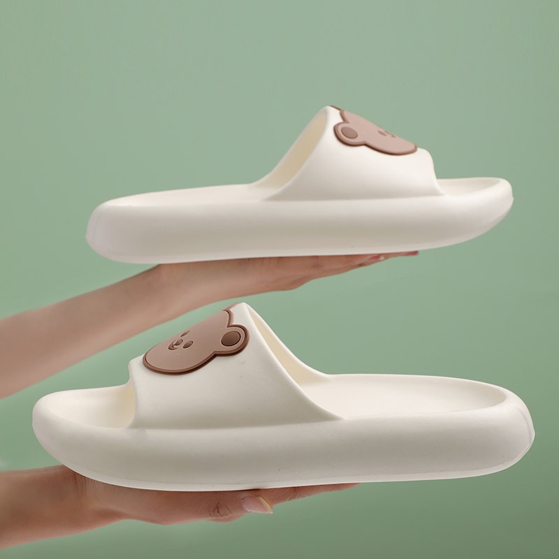 Dép đi trong nhà MS TTH037 đế dày chống trượt họa tiết gấu hoạt hình