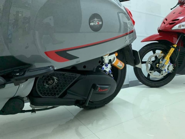 Ốp nồi côn lưới tổ ong cho Vespa máy đời iget