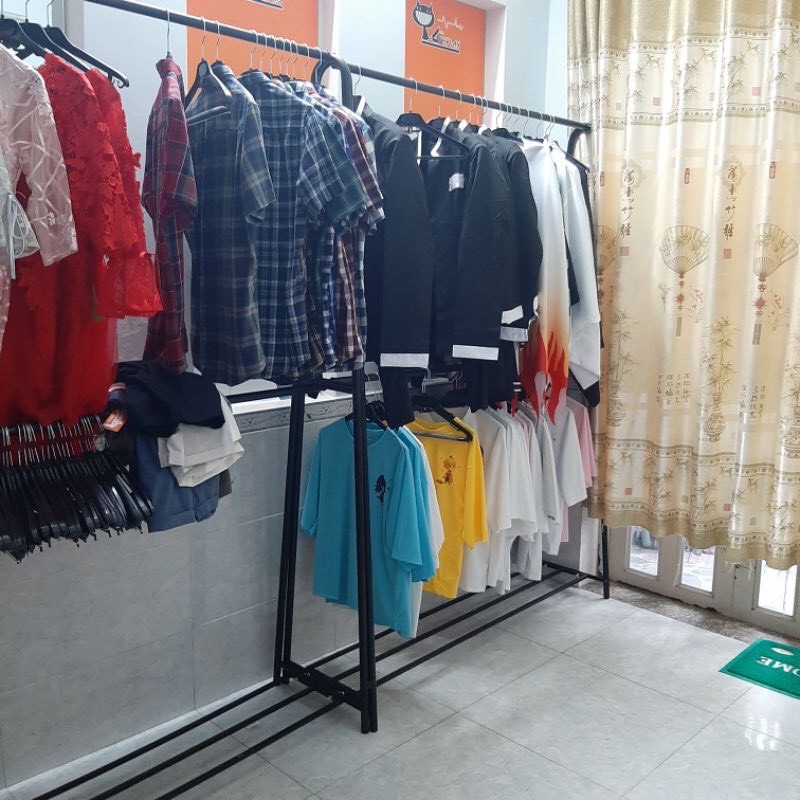 giá treo quần áo chứ A 2 tầng, kệ chữ A 2 tầng màu đen dùng cho shop thời trang