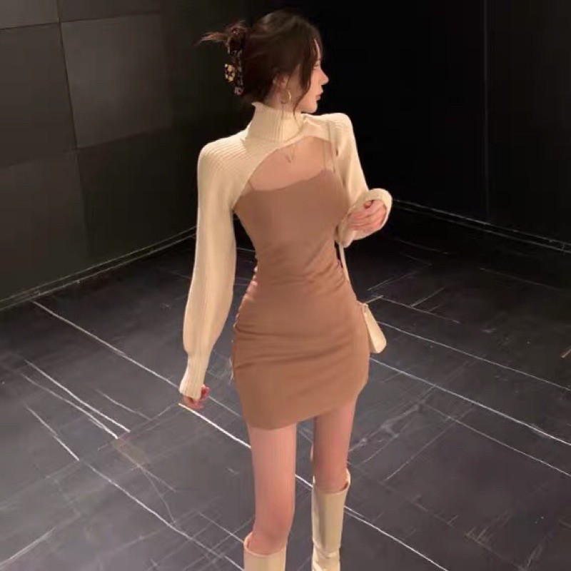 Set đầm body*áo len nửa người