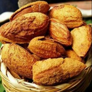 Combo nhân óc chó vàng Mỹ và hạnh nhân rang bơ
