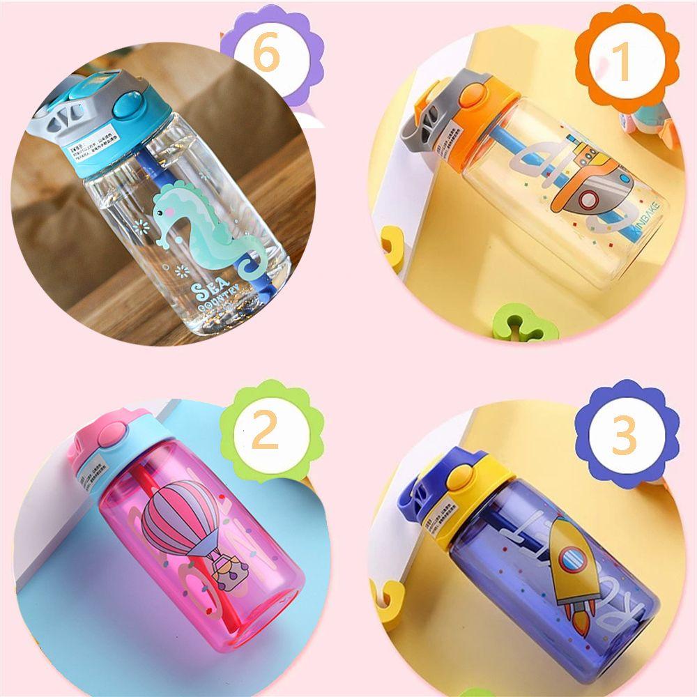Bình Uống Nước Cho Bé Bằng Nhựa Trong Suốt In Hoạt Hình Kèm Ống Hút Nắp Lật Sáng Tạo Chống Tràn