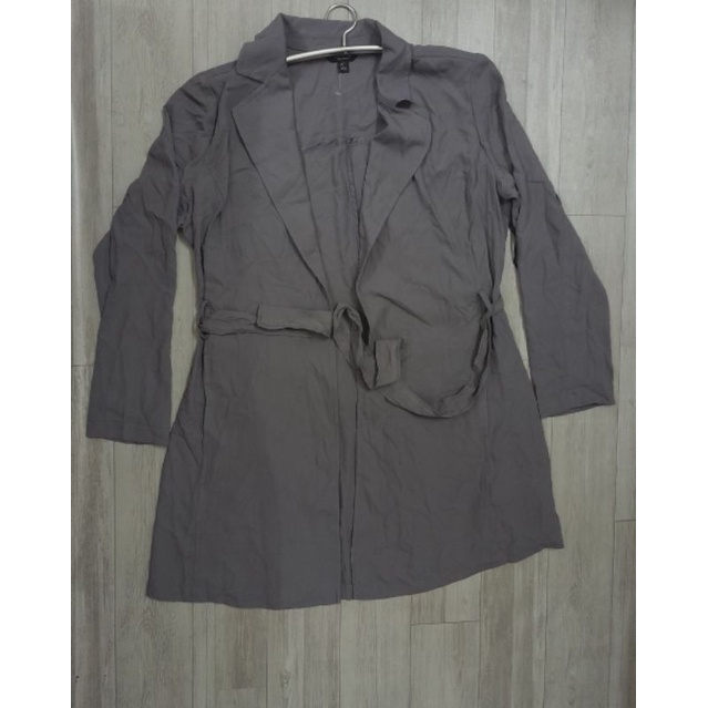 Áo khoác nhẹ cardigan kèm dây belt f21 VNXK áo măng tô mùa hè dáng dài cổ vest blazer xuất khẩu dư xịn