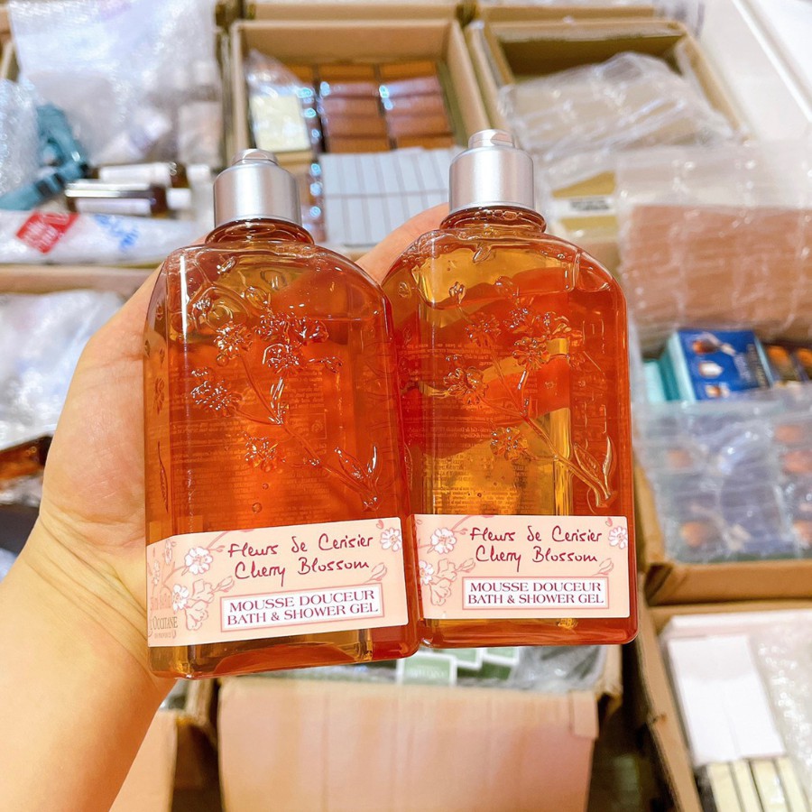 Sữa Tắm ❣️FREESHIP❣️ Sữa Tắm L'Occitane Mousse Douceur Bath & Shower Gel