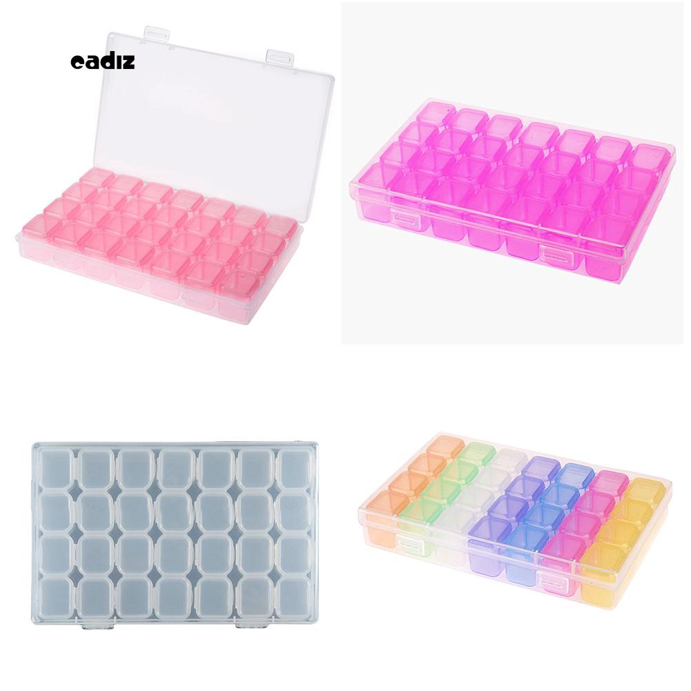 Hộp 28 ngăn bằng nhựa trong suốt dùng để đựng trang sức kích thước 17x11cm