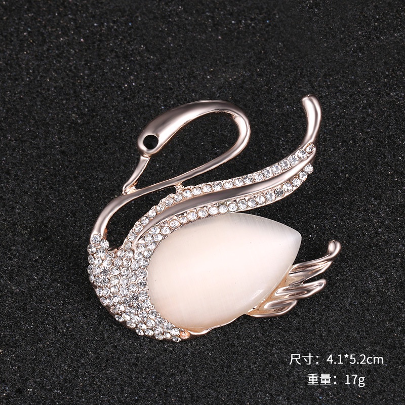 Trâm Cài Áo Đính Đá Và Ngọc Trai Cao Cấp Thời Trang