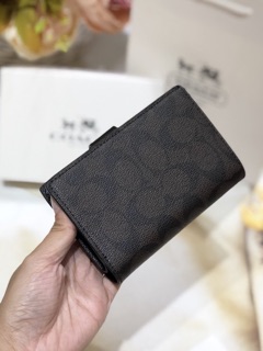 🆕🆕 VÍ_C0ACH_nắp_cài Siêu xinh 🆕🆕
