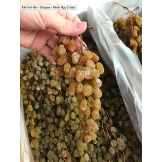 Nho khô nguyên cành úc 500g
