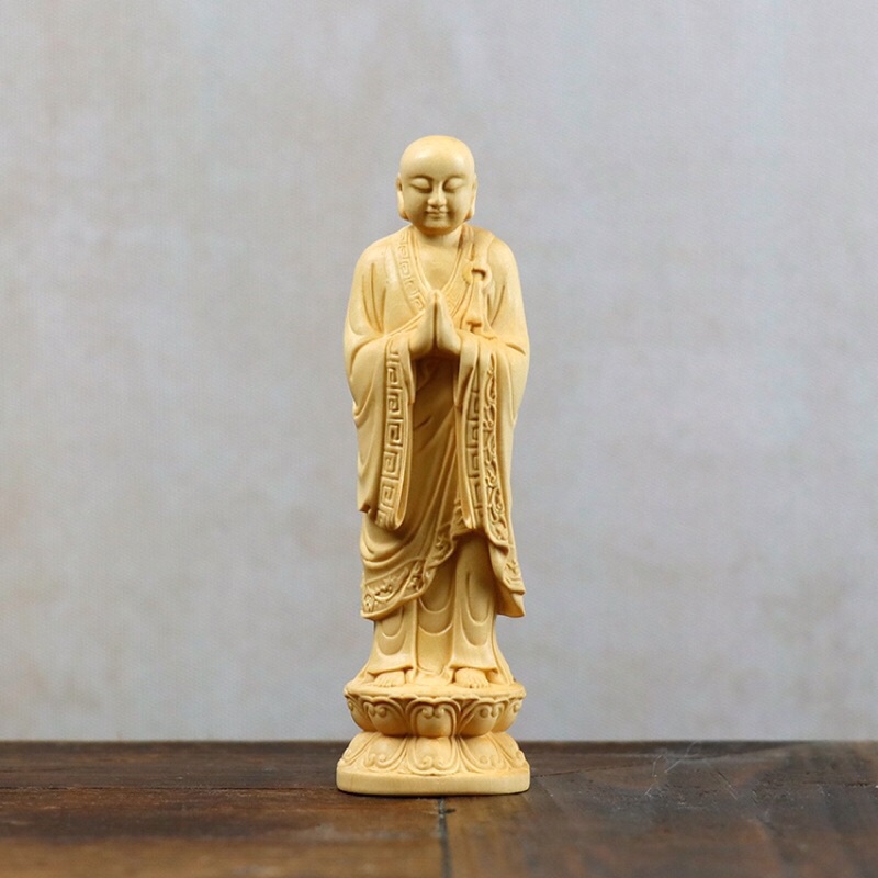 Tượng gỗ: Tôn Giả A Nan và Ca Diếp-Kích thước: cao 10cm-ngang 3cm-sâu 3cm.