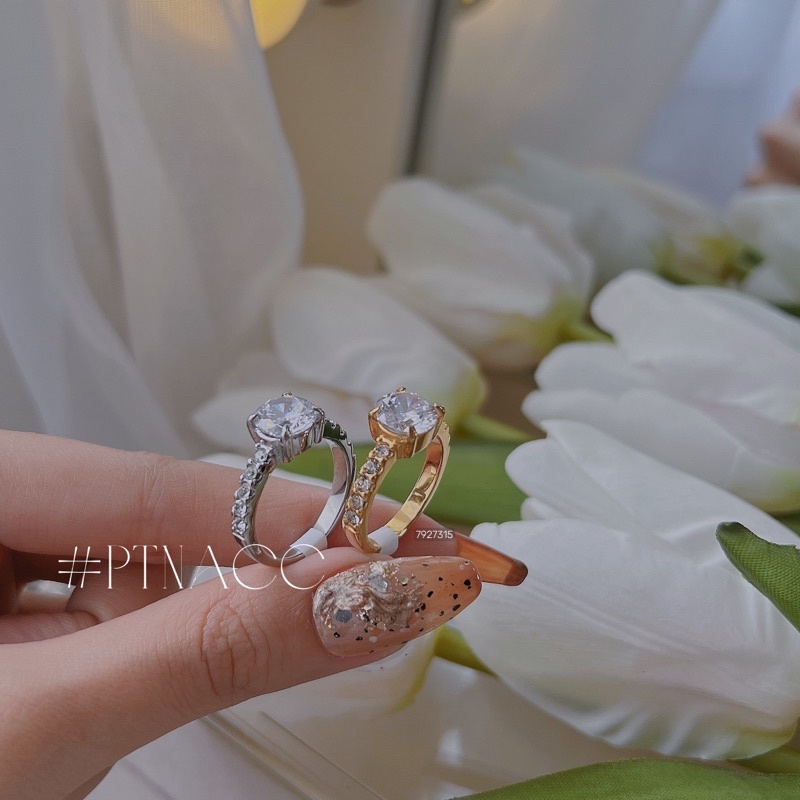 Nhẫn titan hột cao đơn giản, nhẫn nữ đính đá không đen .PTNACC.
