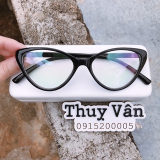 Kính mắt mèo xinh