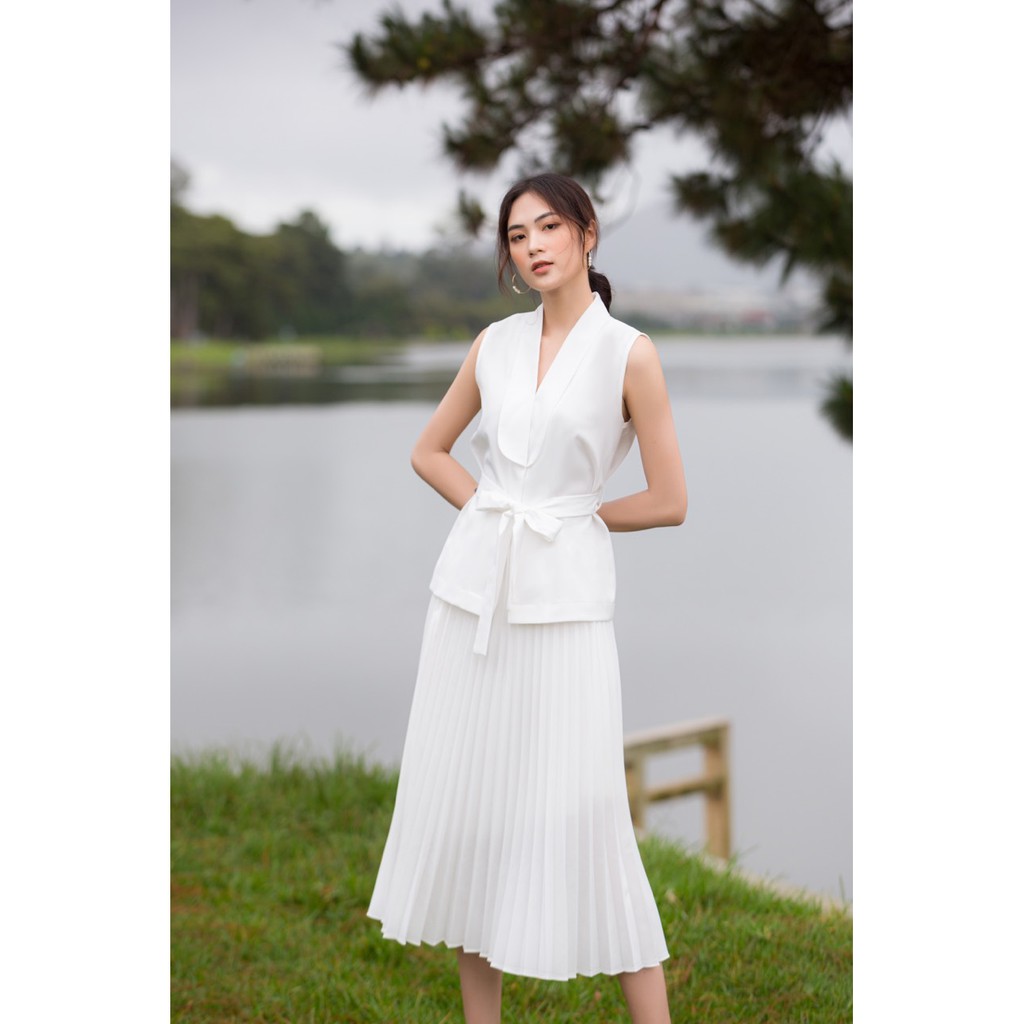 Áo Clothesrack gile cổ sam sammie cột dây eo