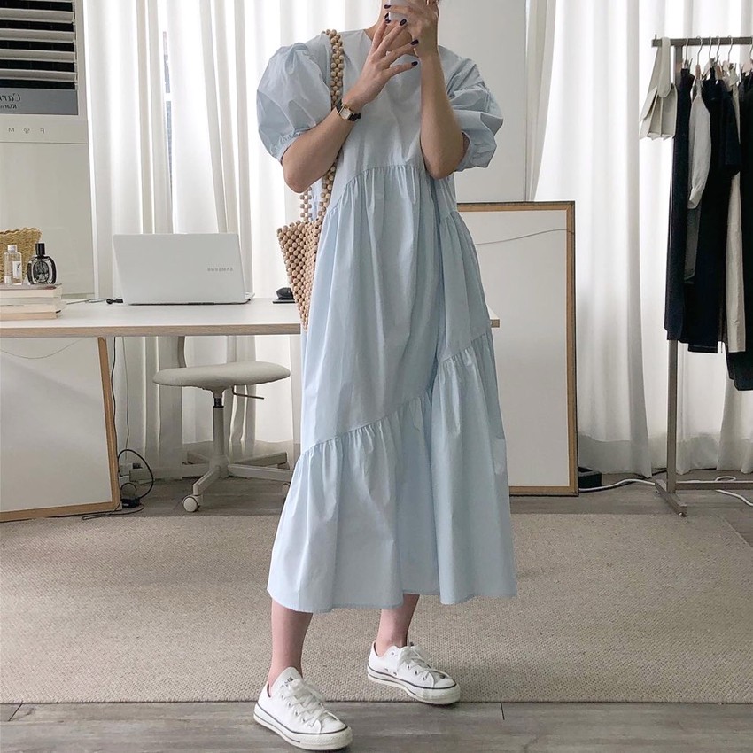 Váy oversize cổ tròn xếp ly tay phồng eo rời mùa hè