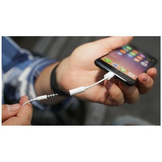 JACK CHUYỂN LIGHTNING RA 3,5MM