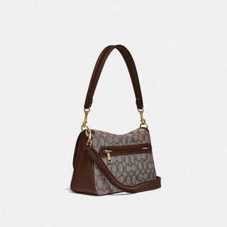 Túi đeo chéo COACH SOFT TABBY CHỮ