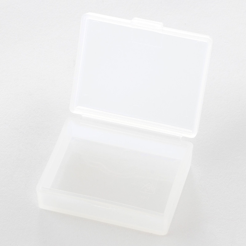 Muji Hộp Nhựa Size M 64x52x20MM