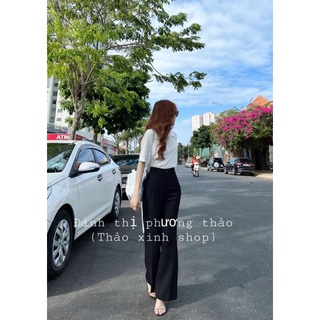 Áo phông trắng cổ đức basic, quần vải ống loe tôn dáng