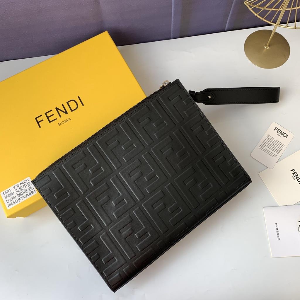 Ví Fendi Cầm Tay Cỡ Lớn Dễ Phối Đồ Thời Trang Cho Nam | BigBuy360 - bigbuy360.vn