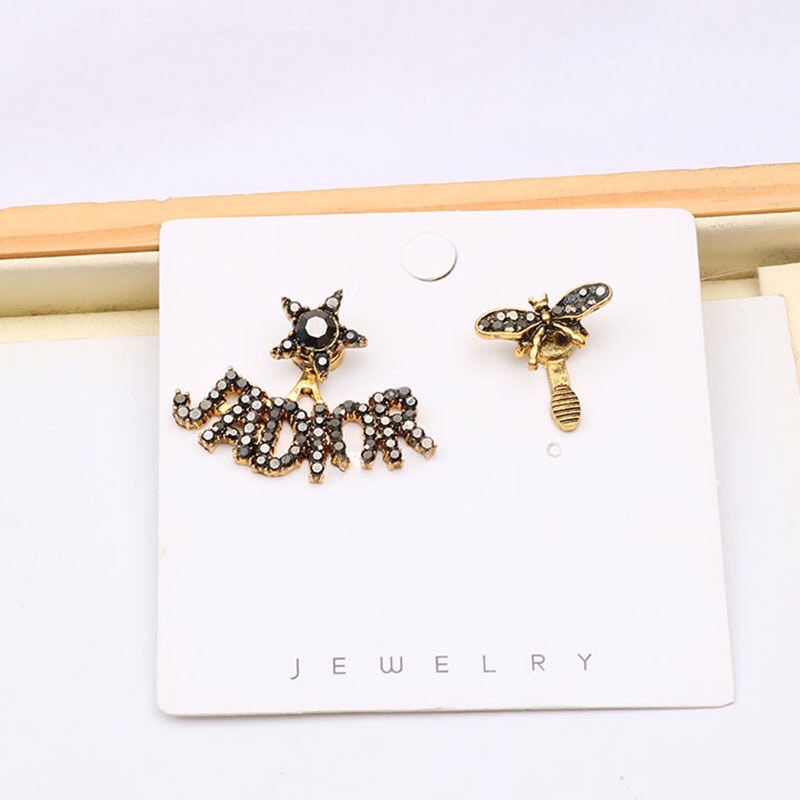 Khuyên Tai Đính Đá Pha Lê Có 3 Gam Màu Trắng &amp; Màu Vàng &amp; màu Đen.