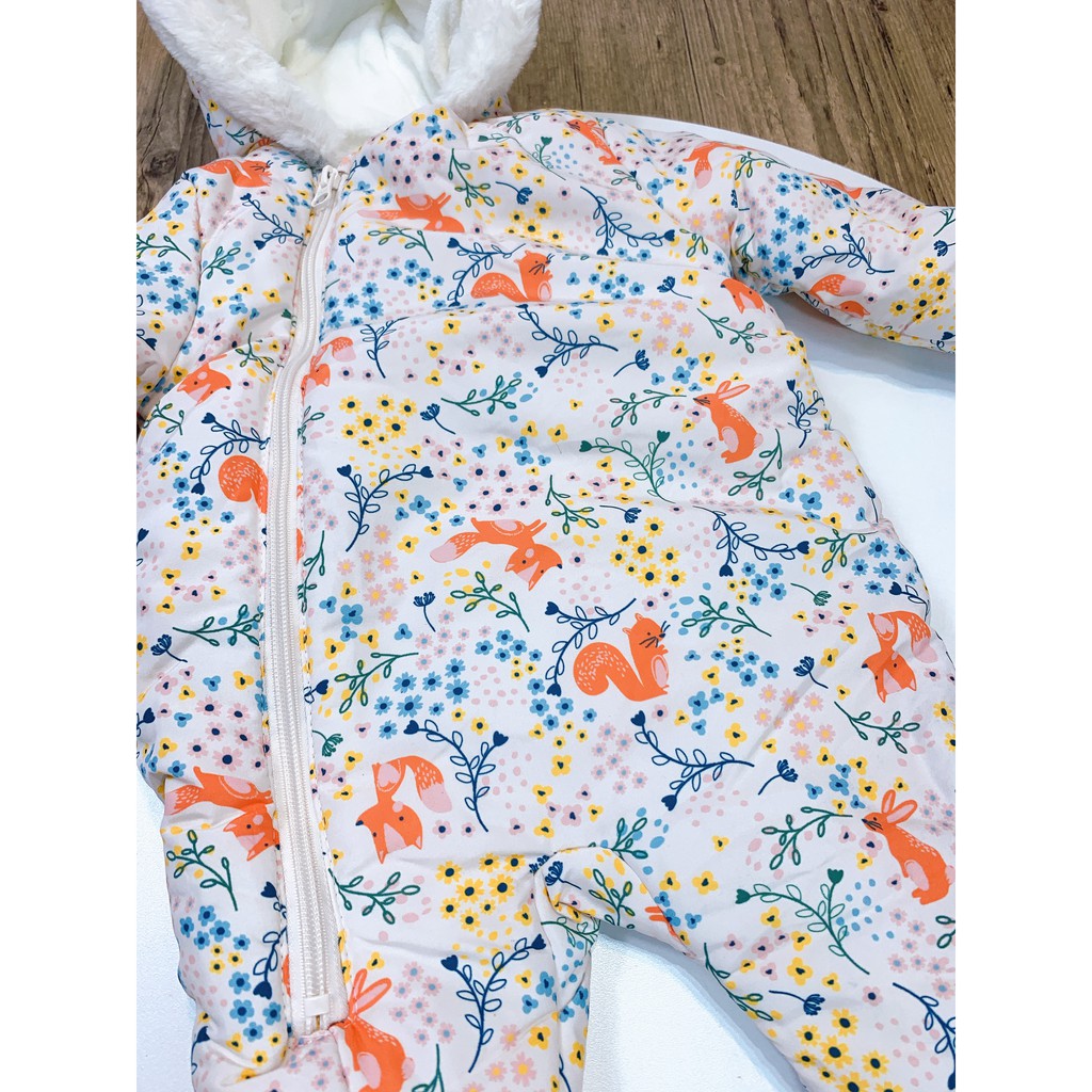 Body ủ phao họa tiết sóc cam cho bé