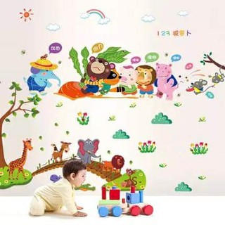 Decal dán tường combo thú nhổ củ và thú qua cầu
