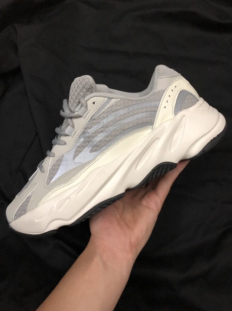 [HẠ GIÁ] Ảnh thật+video Giày Yeezy boost 700 static