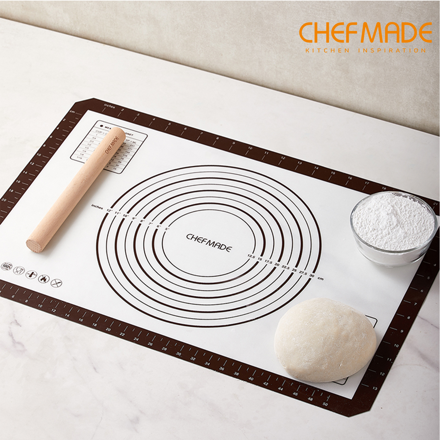 Tấm nhào bột CHEFMADE bằng Silicon cách nhiệt kèm vạch chia dùng cho làm fondant/vỏ bánh nướng 23.6" x 15.7"