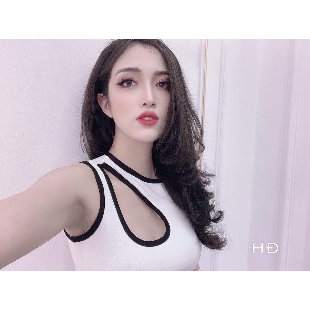 Áo ba lỗ khoét ngực