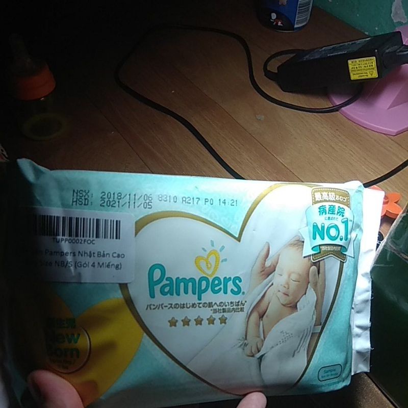 tã dán pamper nb/s gói 4 miếng