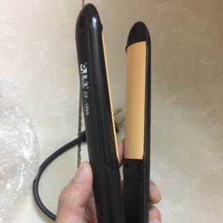Máy là cụp
