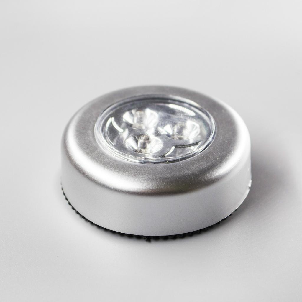 Đèn led 3 bóng dán tường, tủ quần áo, cốp xe