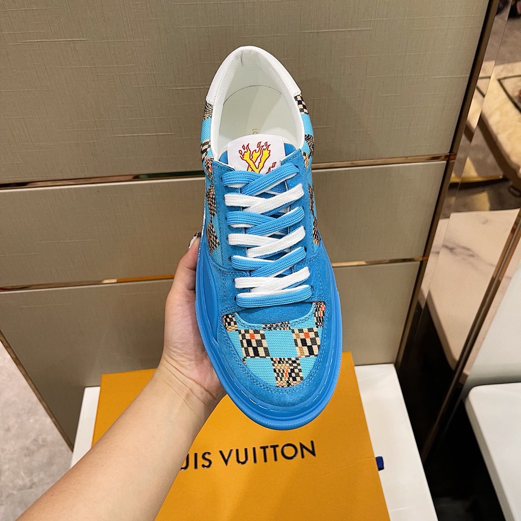 Giày sneakers nam da thật Louis Vuitton LV thiết kế thể thao, màu sắc tươi sáng, độc đáo mang đến sự nổi bật