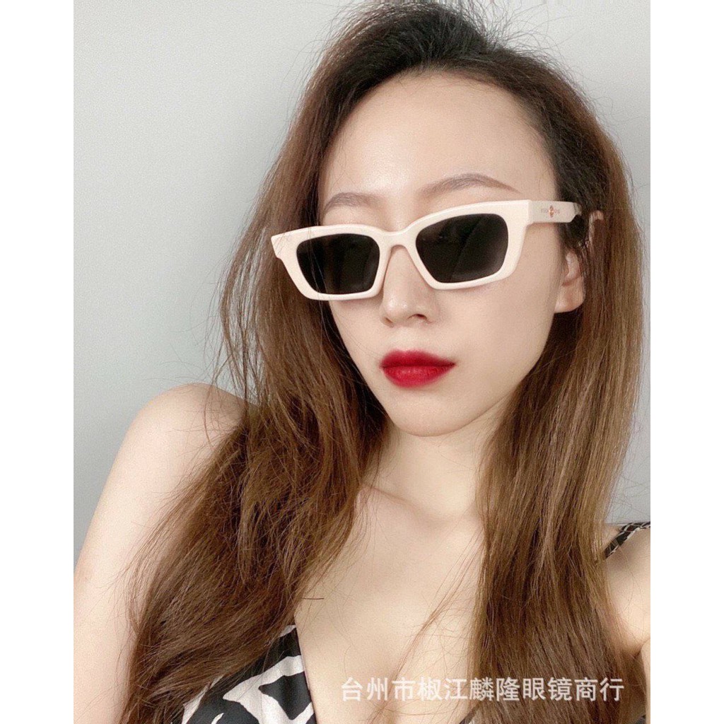 Kính Mát nam nữ Cao Cấp 1996 Unisex - chống UV400 thiết kế mắt vếch thời trang | BigBuy360 - bigbuy360.vn