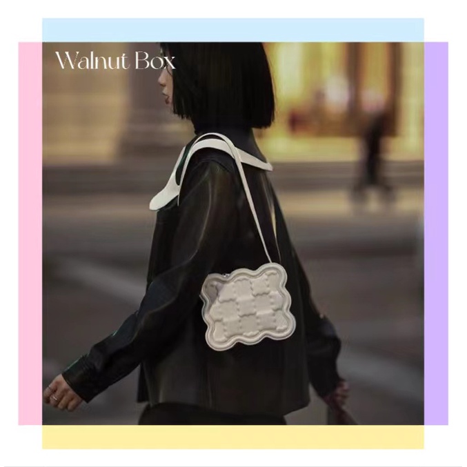 Túi Đeo Chéo Hình Vuông Nhỏ Xinh Thời Trang Mùa Thu 2022 Cho Bạn Gái