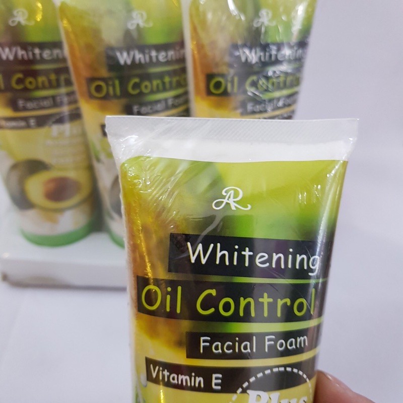 SỮA RỬA MẶT BƠ ARON WHITENING OIL CONTROL 210g