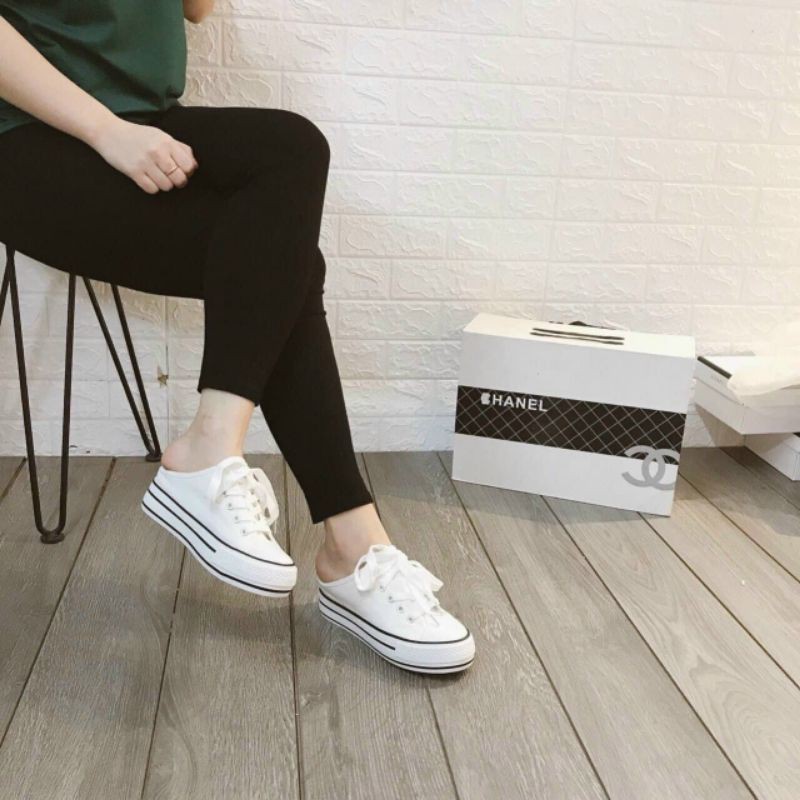 Giày thể thao nữ SỤC ĐỘN đế siêu cao 2 màu trắng đen