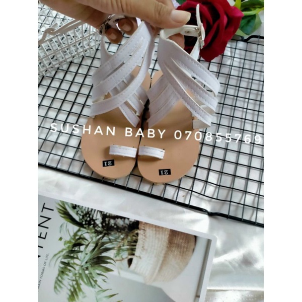 sandanl xỏ ngón trắng sp887
