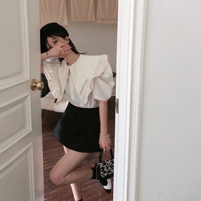 Áo sơ mi tay bồng cổ áo đính cườm